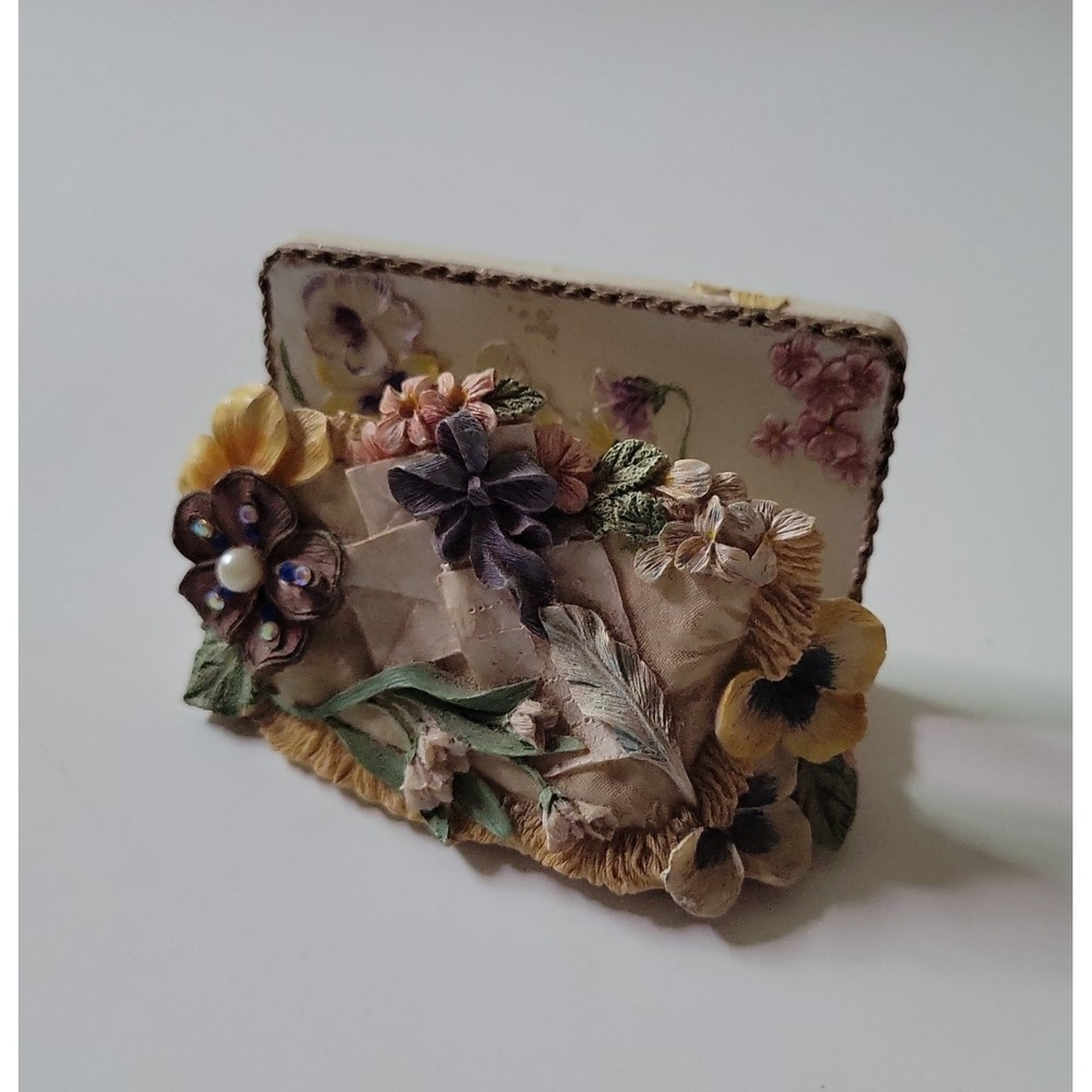 Vintage Victorian Treasures Floral Resin Business Card Holder Cottagecore‎ Fairy
